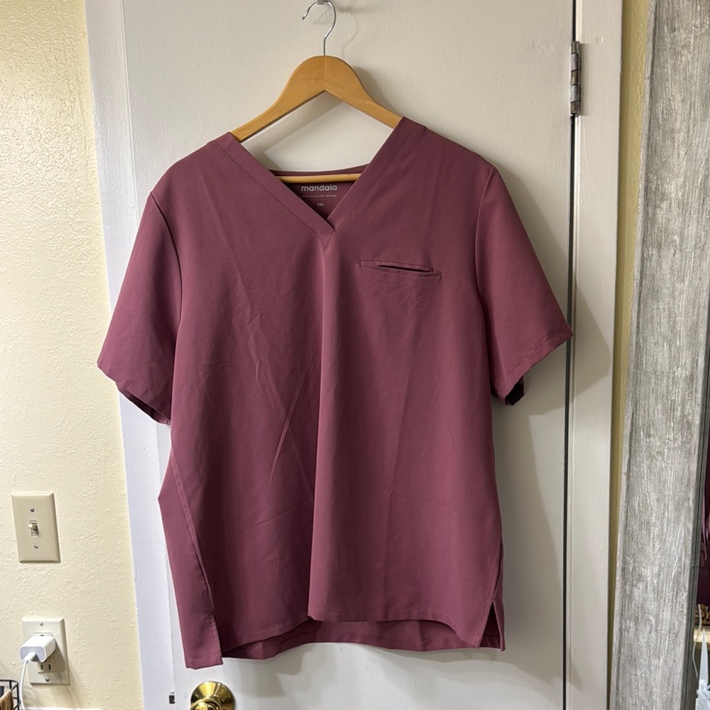 Women's Mauve V-Neck Top scrub top